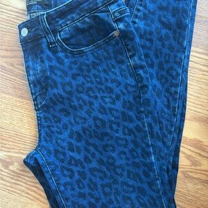 Leopard Print Judy blue jeans. Size 7/28. NWOT
